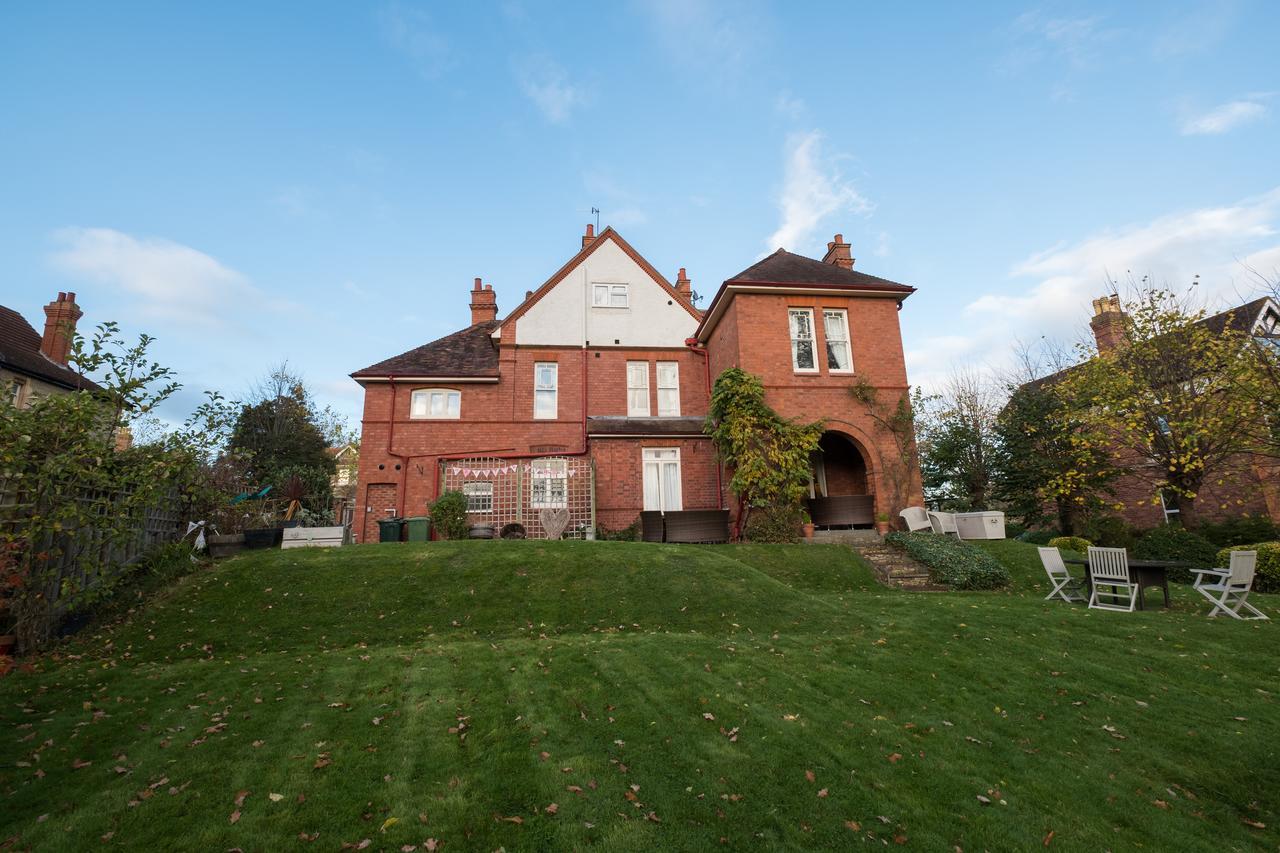 Copper Beech House Bed & Breakfast Malvern Bagian luar foto